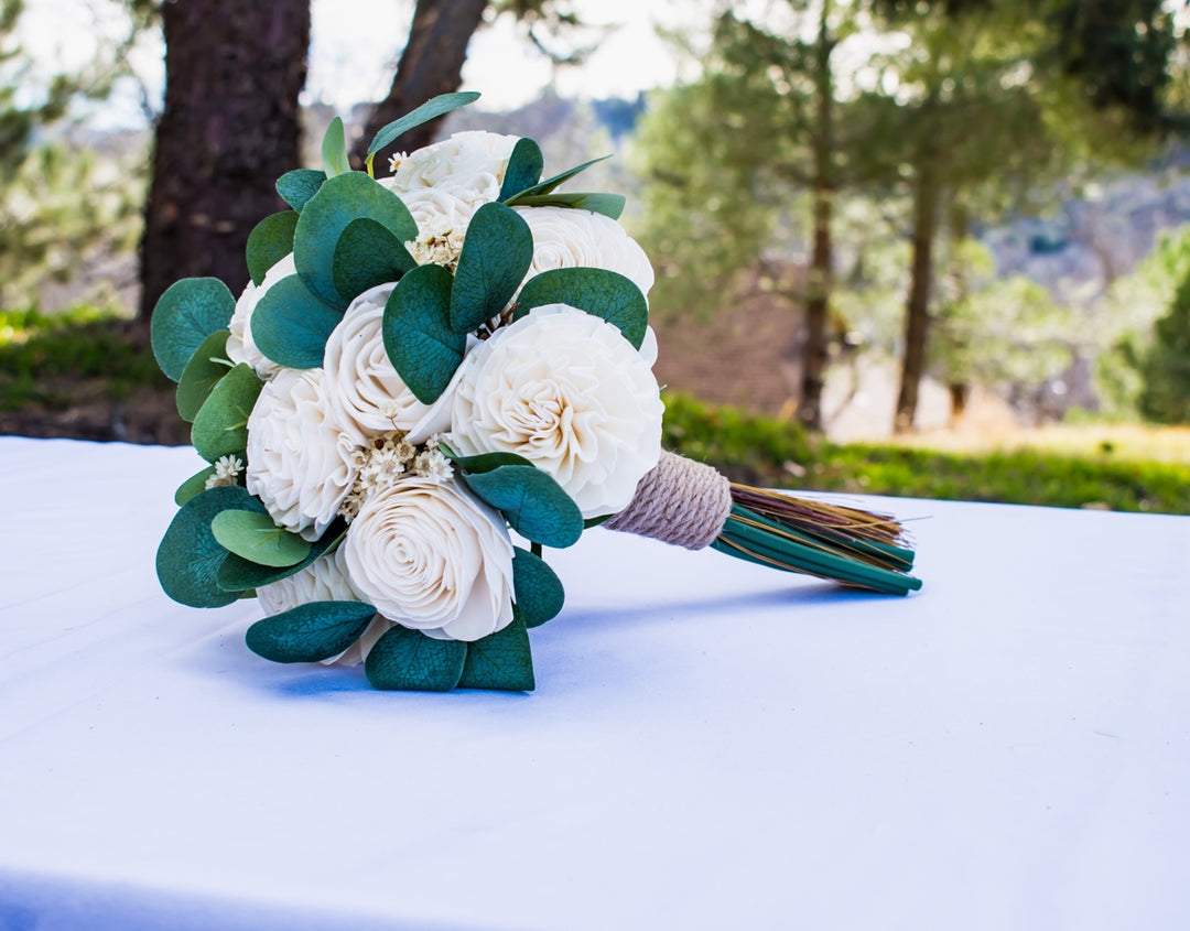 Sola Wood Flowers - Large Bridesmaid Bouquet Raw - Luv Sola Flowers