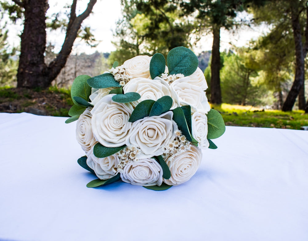 Sola Wood Flowers - Medium Bridesmaid Bouquet Raw - Luv Sola Flowers