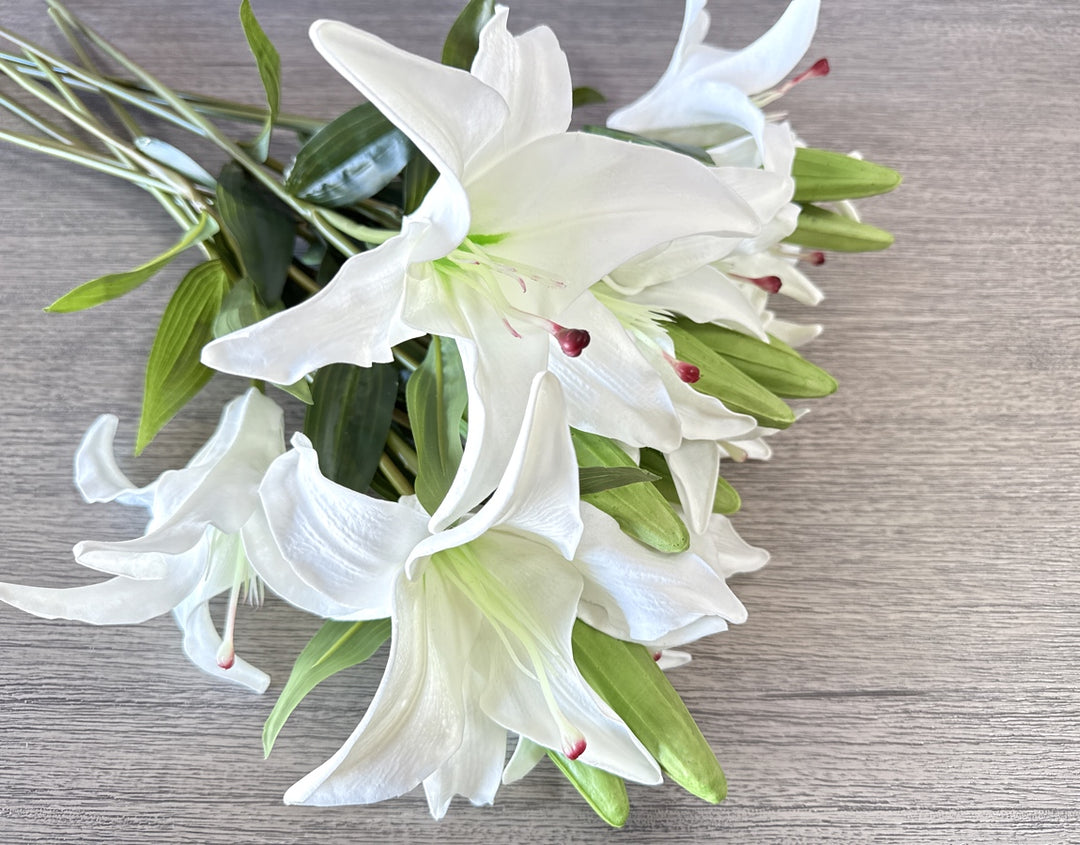 Real Touch Asiatic Lily Arrangement - White - Luv Sola Flowers