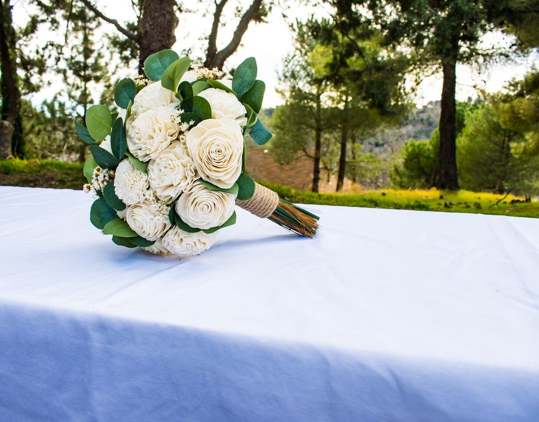 Sola Wood Flowers - Small Bridal Bouquet Raw - Luv Sola Flowers