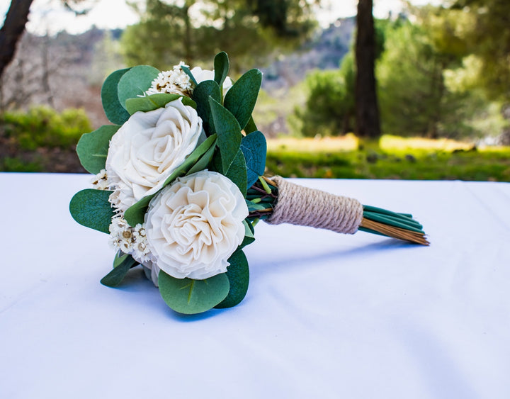 Sola Wood Flowers - Small Bridesmaid Bouquet Raw - Luv Sola Flowers