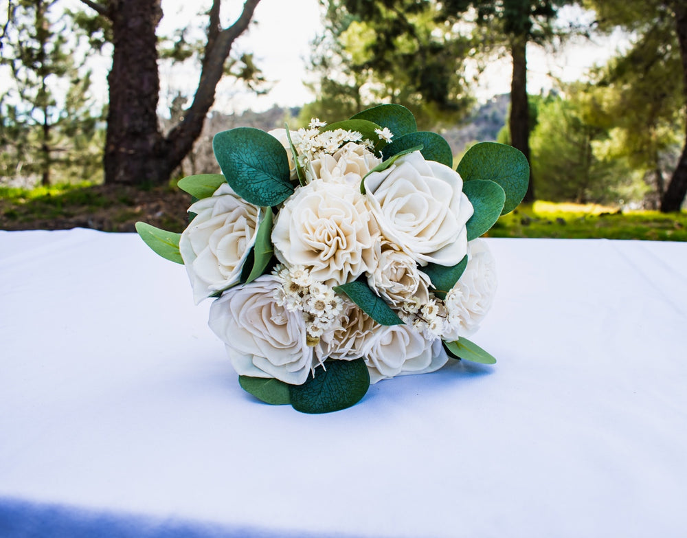 Sola Wood Flowers - Small Bridesmaid Bouquet Raw - Luv Sola Flowers