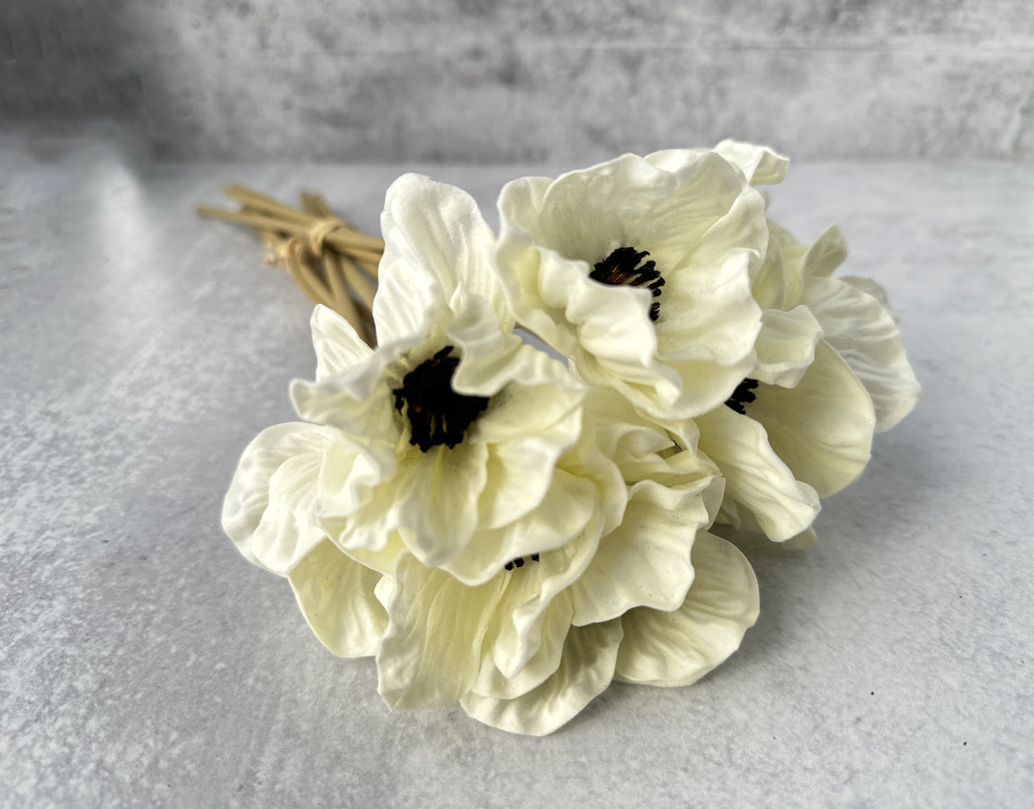 Real Touch White Anemone - Luv Sola Flowers - Faux Filler
